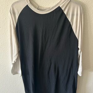 Black and White Raglan Sleeve Women's Top